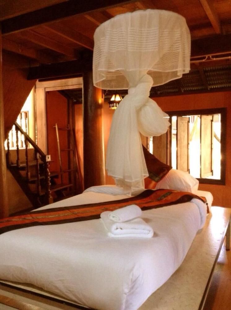 Golden Teak Homestay Mae Rim Exterior foto